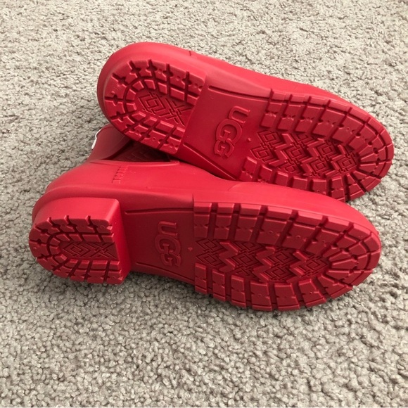 Ugg Red Waterproof Shearling Footbed Booties - Picture 8 of 8